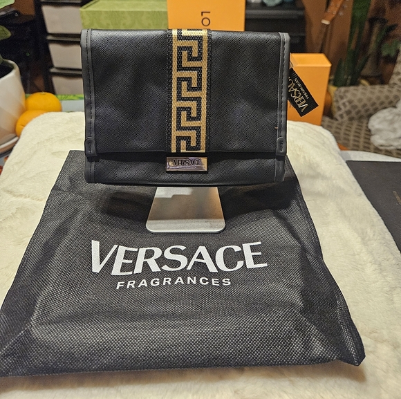 VERSACE Beauty Bag, New - Picture 1 of 16